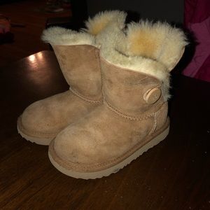 Girls Uggs